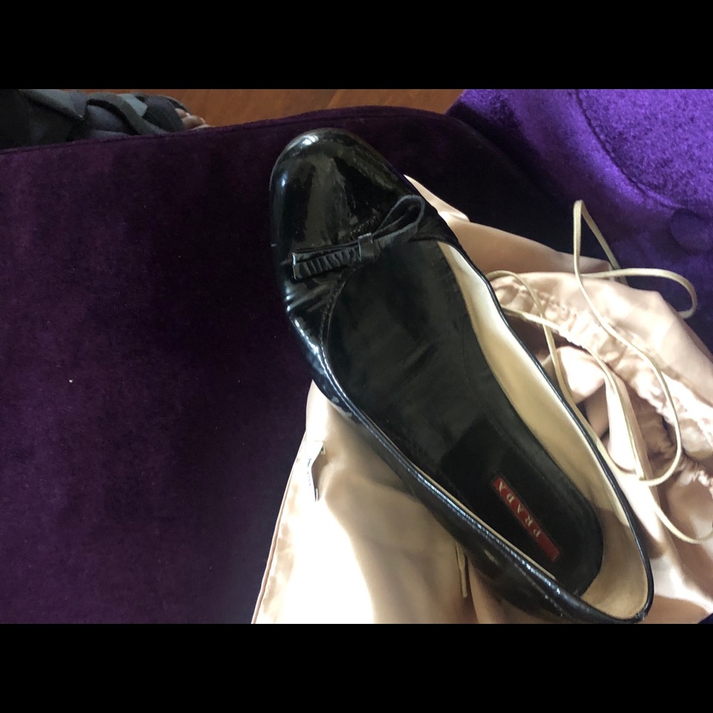 Authentic Prada Flats ! - image 4